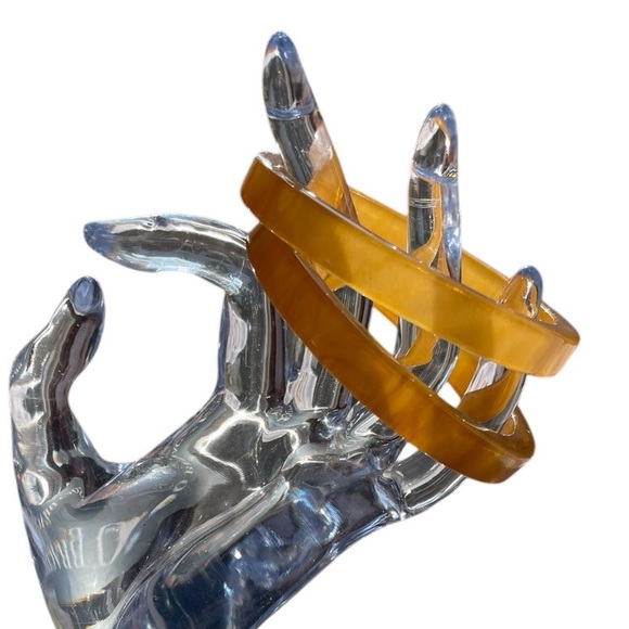 Pair of Yellow/Orange Bakelite Bangles - Picture 6 of 10